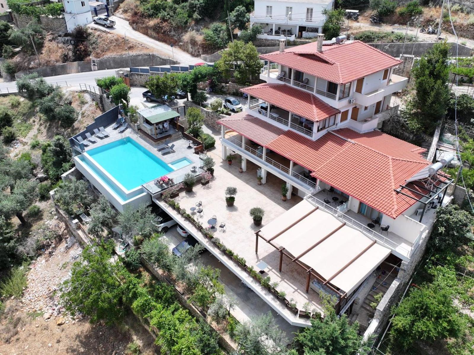 Bed and Breakfast Royal 1967 à Himarë Extérieur photo
